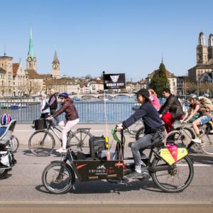 ALLA SCOPERTA DI ZURIGO  –  Primavera, Sechseläuten, Urban Bike Festival, e-bike tours
